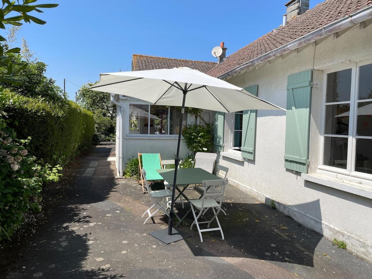 La Maison De Marie A 5 Minutes A Pied De La Plage Avec Parking Privee Et Gratuit Lion-sur-Mer Exterior photo